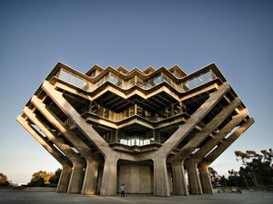 Image post by @ucsdadmissions on Instagram