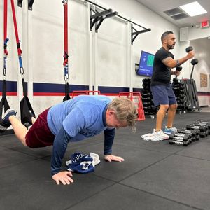 Image post by @f45_training_encinopark on Instagram