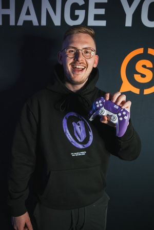 Image post by @ScufGaming on Twitter