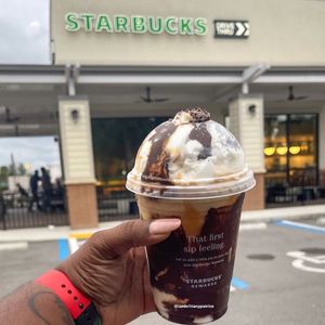 Image post by @blackgirlsinstarbucks on Instagram
