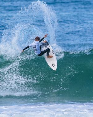 Image post by @wsl.qs on Instagram