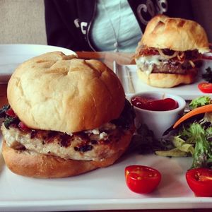 Image post by @thesuziehunter on Instagram