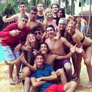 Image post by @lelepons on Instagram
