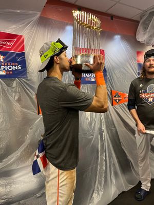 Image post by @MLB on Twitter
