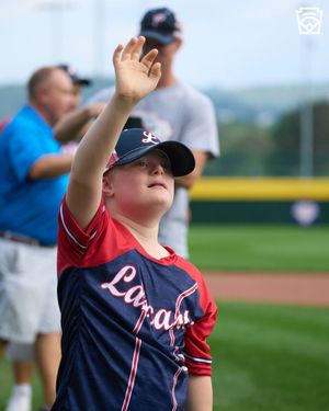 Image post by @LittleLeague on Twitter