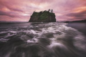 Image post by @nationalparkscollective on Instagram