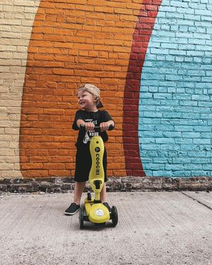 Image post by @mothering.on.margaritas on Instagram