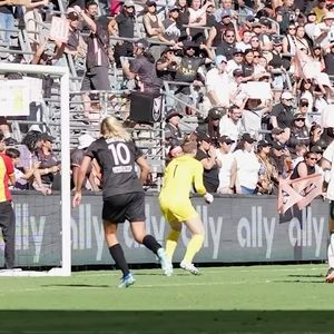 Image post by @nwsl on Instagram