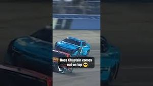 Video post by @nascaronfox on YouTube