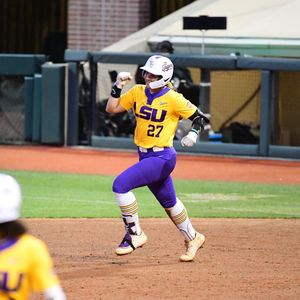 Image post by @lsusoftball on Instagram