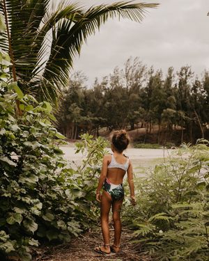 Image post by @kaikinibikinis on Instagram