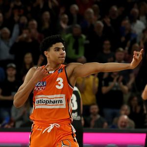 Image post by @senseihoops on Instagram