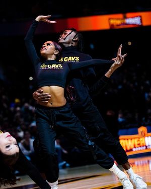 Image post by @cavaliersdanceteam on Facebook