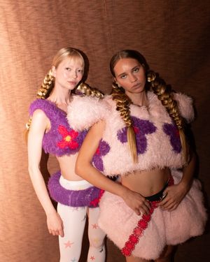 Image post by @unite_hairtv on Instagram