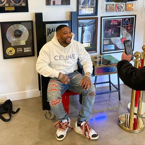 Image post by @mainohustlehard on Instagram
