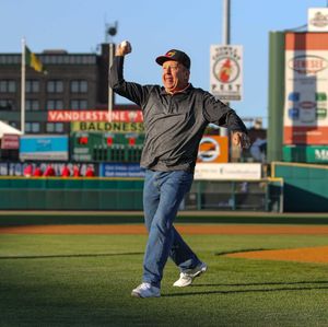 Image post by @rocredwings on Instagram