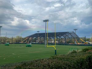 Image post by @usfathletics on Instagram