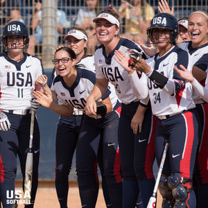 Image post by @usasoftball on Instagram
