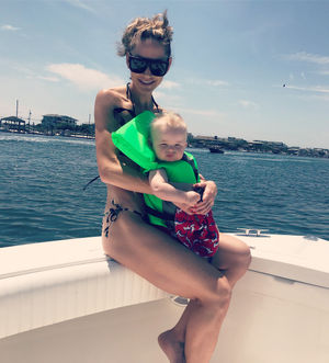 Image post by @laraleatrump on Instagram