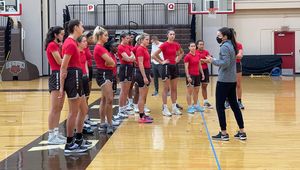 Image post by @brownu_wbb on Instagram