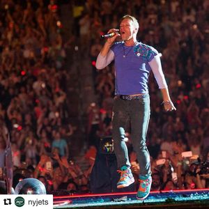 Image post by @metlifestadium on Instagram