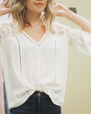 Image post by @shopoutoftown on Instagram