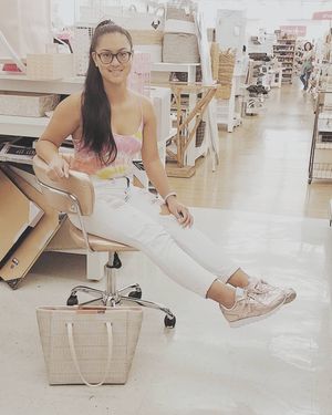 Image post by @amanda_carmela on Instagram