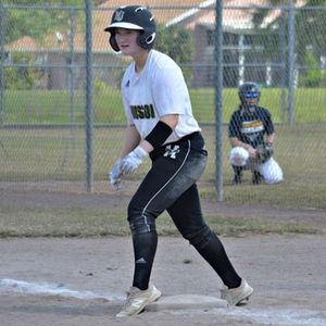 Image post by @hussonsoftball on Instagram
