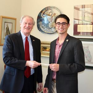 Image post by @fsubeta on Instagram