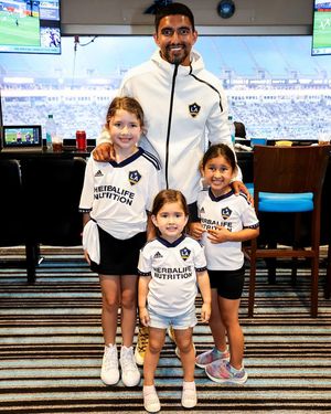 Image post by @lagalaxy on Instagram