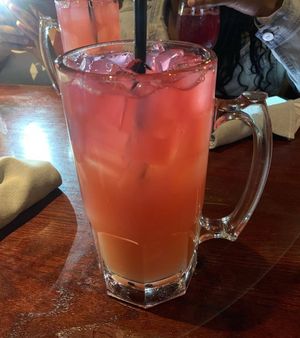 Image post by @houlihans on Instagram