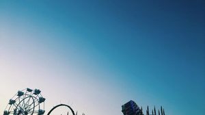 Image post by @natalieseelyy on Instagram
