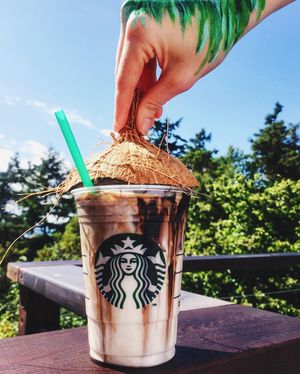 Image post by @starbucks on Instagram