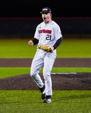 Image post by @siuebaseball on Instagram