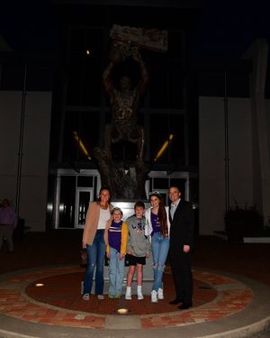 Image post by @LSUBasketball on Twitter