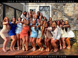 Image post by @hofstradanceteam on Instagram