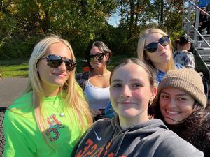 Image post by @purchasewlax on Instagram