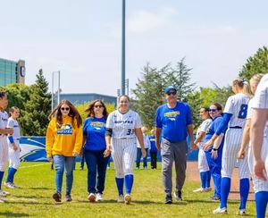 Image post by @hofstrasoftball on Instagram
