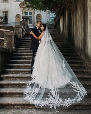 Image post by @thismodernlovephoto on Instagram