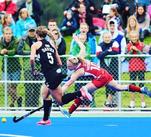 Image post by @stxfieldhockey on Instagram