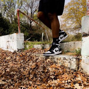 Image post by @sneakerextract on Instagram