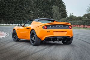 Image post by @lotuscars on Instagram