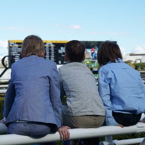 Image post by @australianturfclub on Instagram