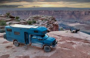 Image post by @earthroamer on Instagram