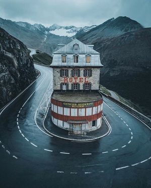 Image post by @dronepals on Instagram