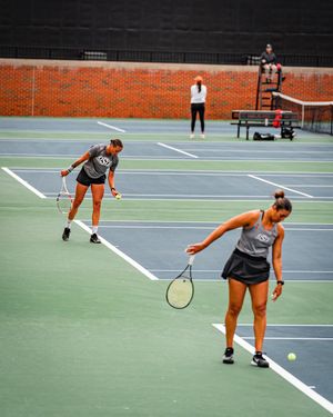 Image post by @CowgirlTennis on Twitter