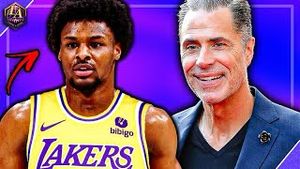 Video post by @lakersdigest on YouTube