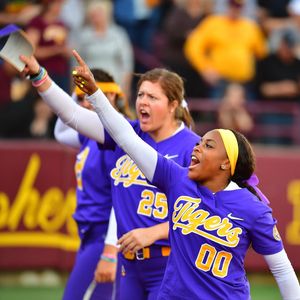 Image post by @lsusoftball on Instagram