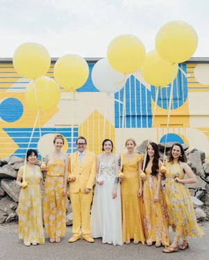 Image post by @theknot on Instagram