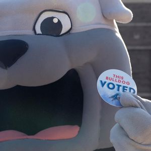 Image post by @uncavlbulldogs on Instagram